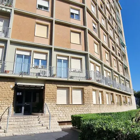 Kisses From Open Space - No Pets Allowed Apartment *